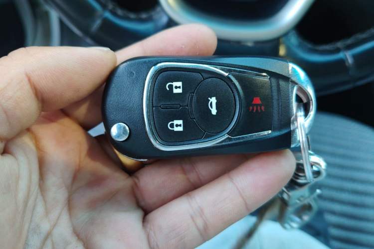 Used Buick GT 2018 15T Dual-Clutch Elite Model China V Standard Vehicle Key