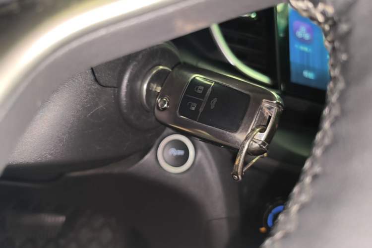 Used Buick GT 2018 18T Automatic Elite Model Vehicle Key