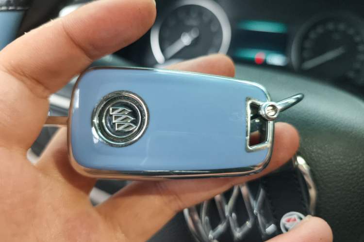 Used Buick GT 2018 18T Automatic Elite Model Vehicle Key