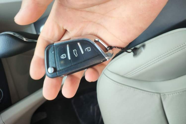 Used Buick GT 2018 15T Dual-Clutch Elite Model China V Standard Vehicle Key