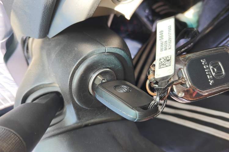 Used Buick GT 2018 15T Manual Entry-Level Version China V Standard Vehicle Key