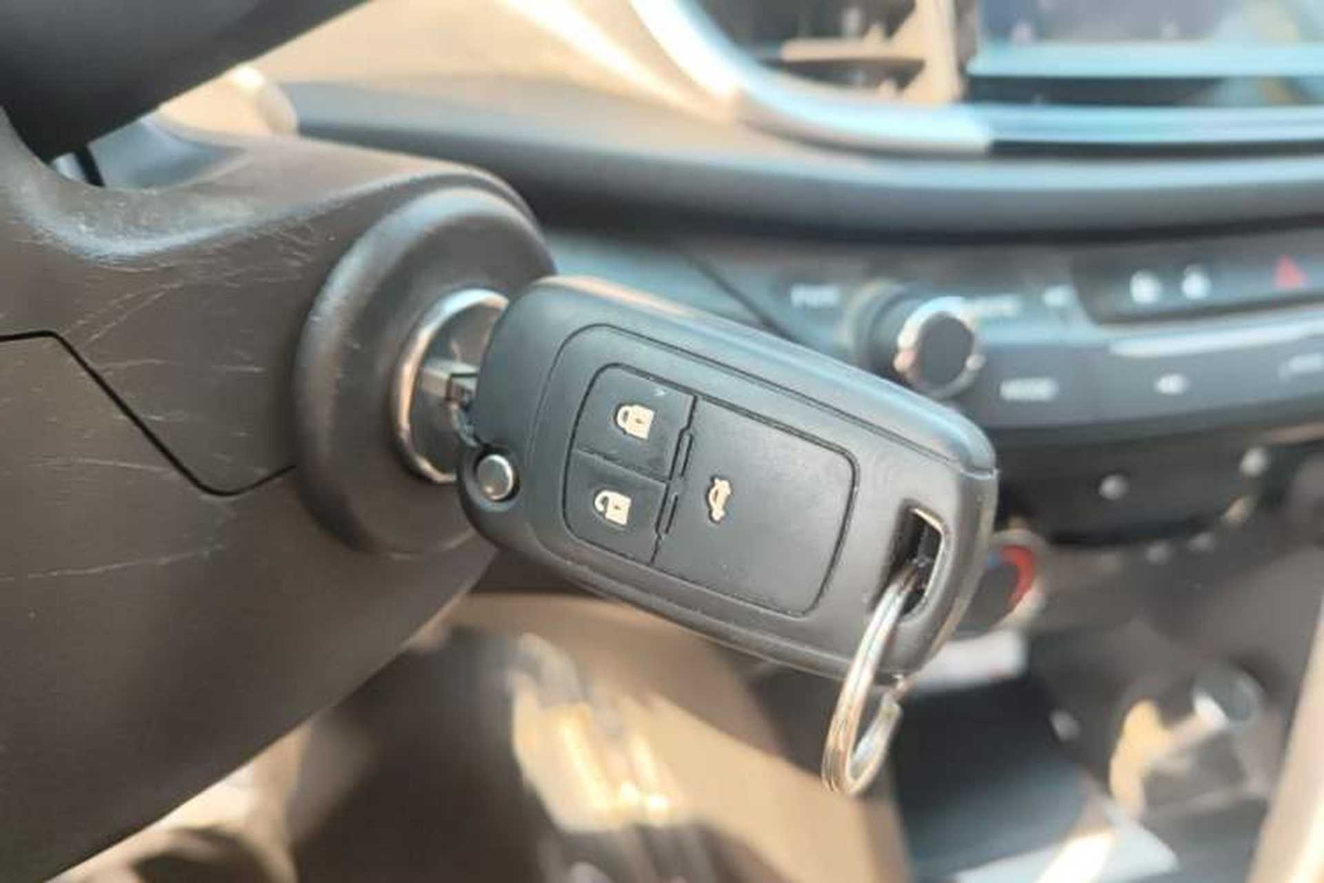 Used Buick GT 2018 18T Automatic Elite Model Vehicle Key
