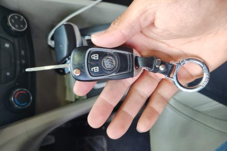 Used Buick GT 2018 15T Dual-Clutch Elite Model China V Standard Vehicle Key