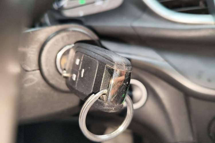 Used Buick GT 2018 18T Automatic Elite Model Vehicle Key