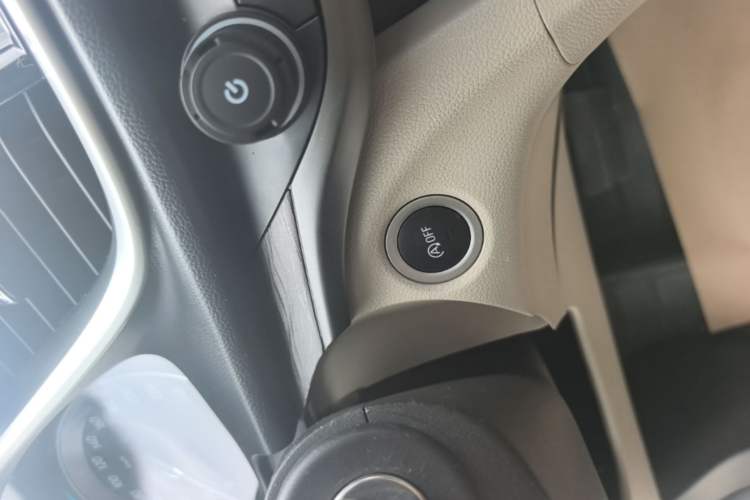 Used Buick GT 2018 15T Dual-Clutch Elite Model China V Standard Vehicle Key