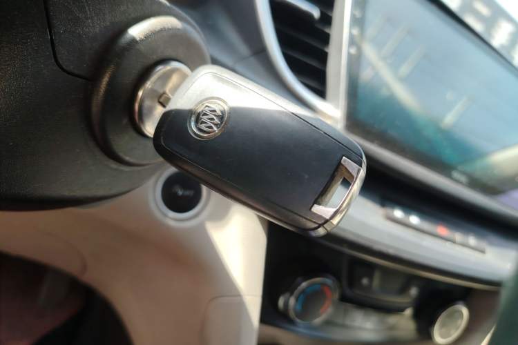 Used Buick GT 2018 15T Manual Elite Version China V Standard Vehicle Key