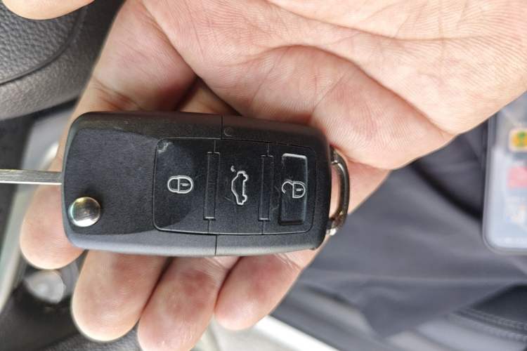 Used Buick GT 2018 18T Automatic Elite Model Vehicle Key