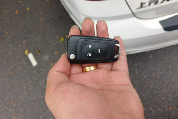 Used Buick GT 2018 15T Dual-Clutch Elite Model China V Standard Vehicle Key