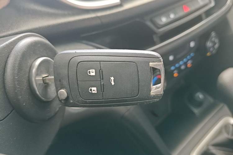 Used Buick GT 2018 18T Automatic Elite Model Vehicle Key