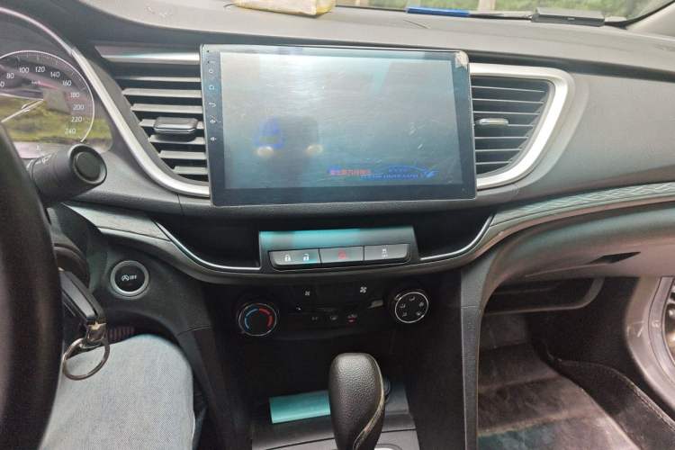 Used Buick GT 2018 18T Automatic Elite Model Audio And AC Panel