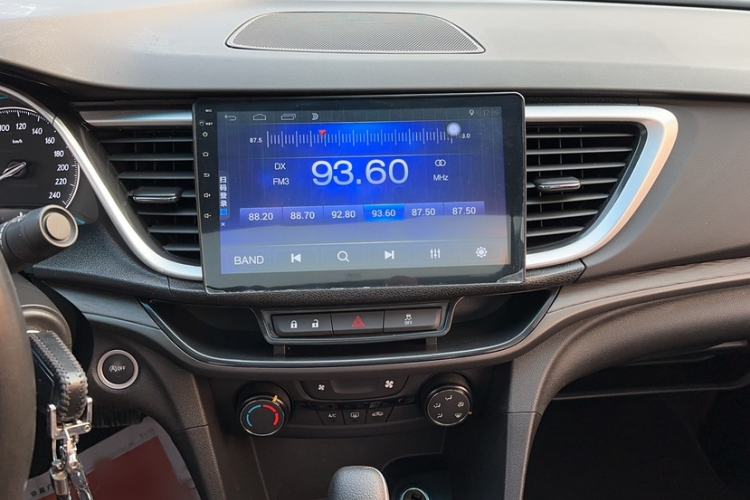 Used Buick GT 2018 18T Automatic Elite Model Audio And AC Panel