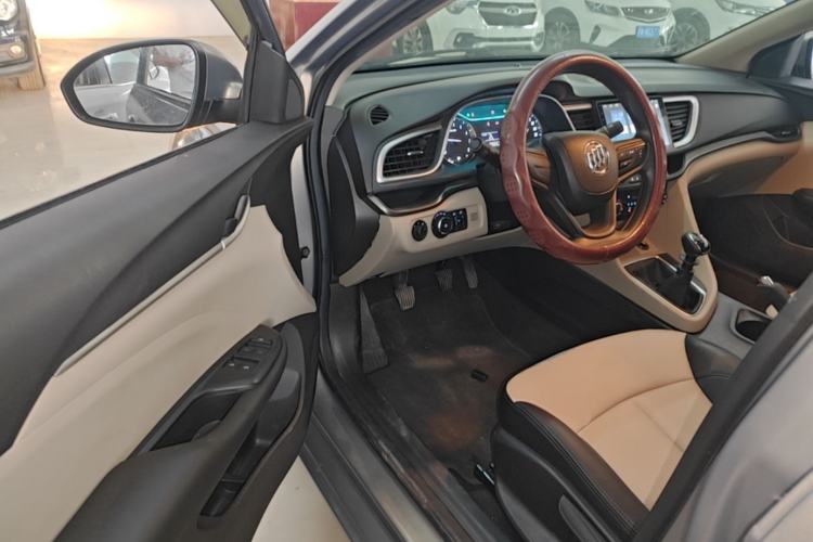 Used Buick GT 2018 15T Manual Entry-Level Version China V Standard Driver Seat