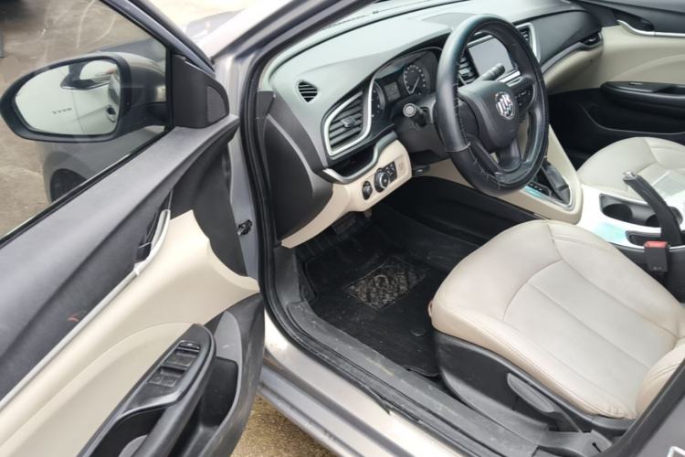 Used Buick GT 2018 15T Dual-Clutch Advanced Model China V Standard Driver Seat
