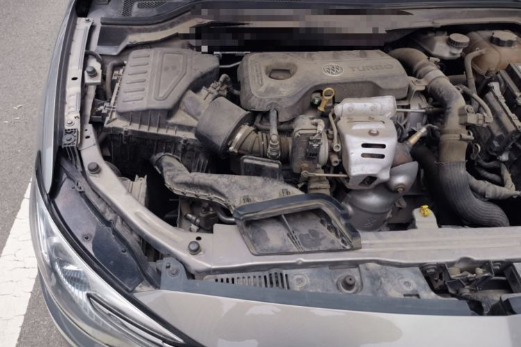Used Buick GT 2018 15T Dual-Clutch Elite Model China V Standard Engine Bay Right