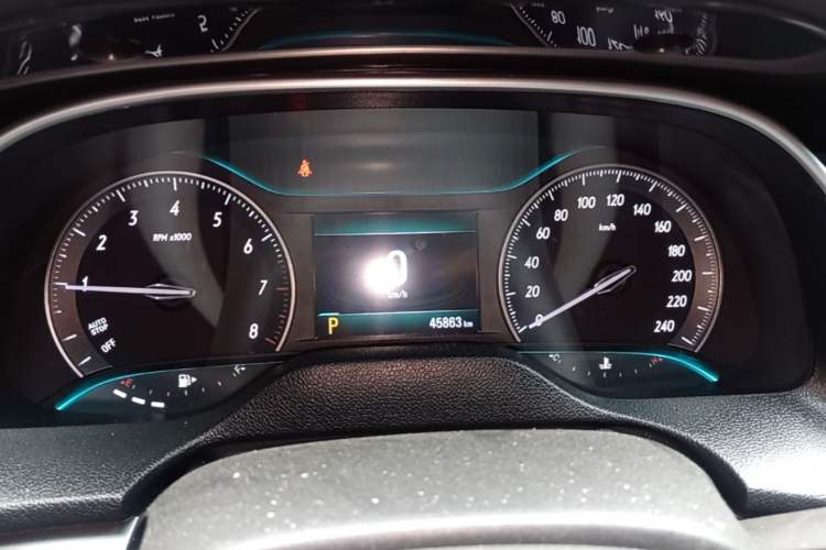 Used Buick GT 2018 18T Automatic Elite Model Instrument Cluster