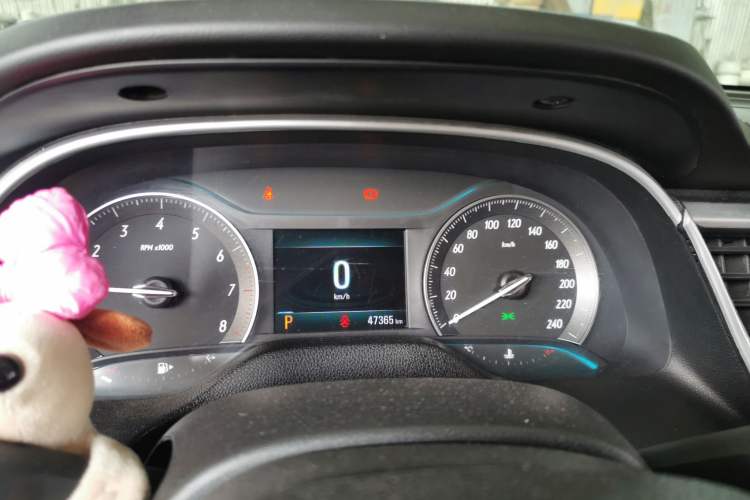 Used Buick GT 2018 15T Dual-Clutch Elite Model China V Standard Instrument Cluster
