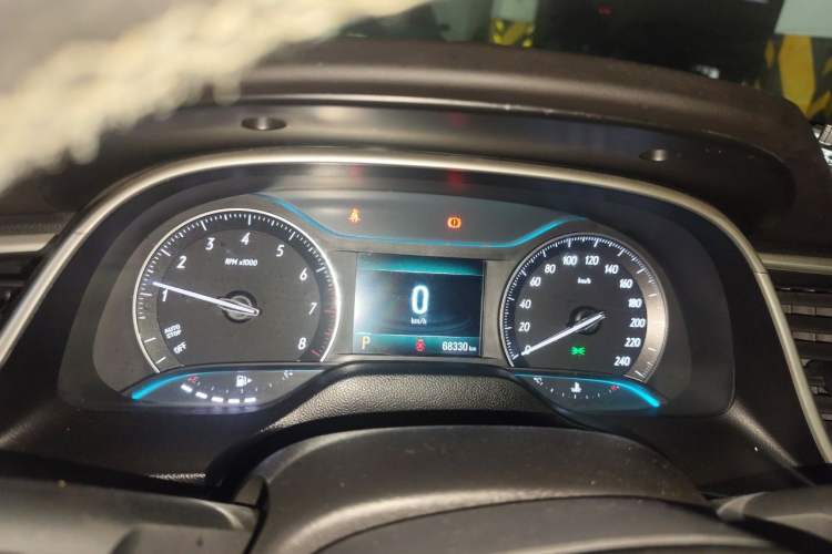 Used Buick GT 2018 18T Automatic Elite Model Instrument Cluster