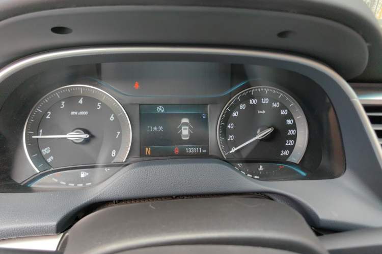 Used Buick GT 2018 18T Automatic Elite Model Instrument Cluster