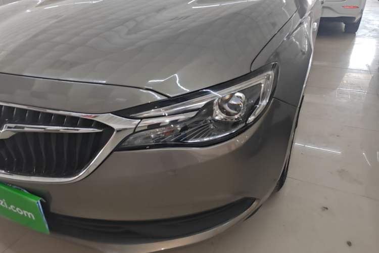 Used Buick GT 2018 15T Manual Entry-Level Version China V Standard Left Front Headlight