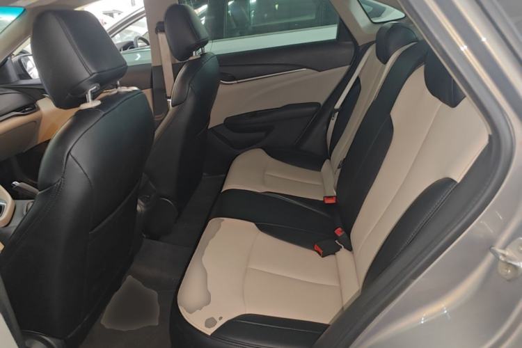 Used Buick GT 2018 15T Manual Entry-Level Version China V Standard Left Rear Seat
