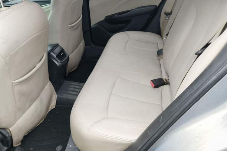 Used Buick GT 2018 15T Dual-Clutch Advanced Model China V Standard Left Rear Seat