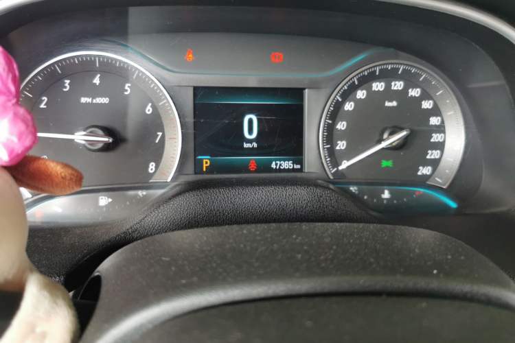 Used Buick GT 2018 15T Dual-Clutch Elite Model China V Standard Odometer Close Up