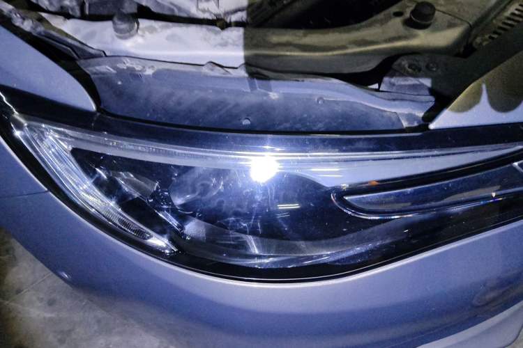 Used Buick GT 2018 18T Automatic Flagship Model Right Front Headlight