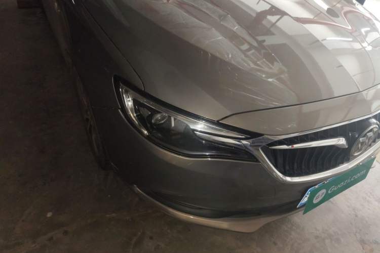 Used Buick GT 2018 18T Automatic Elite Model Right Front Headlight