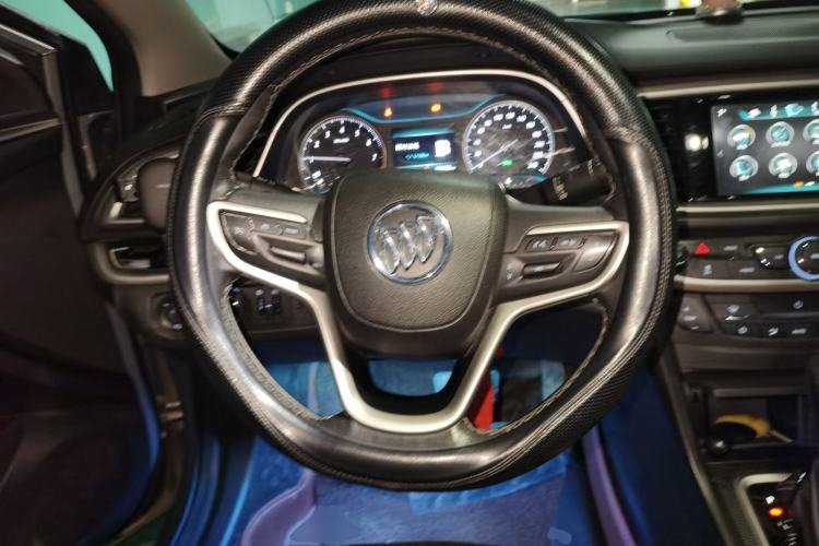 Used Buick GT 2018 18T Automatic Flagship Model Steering Wheel