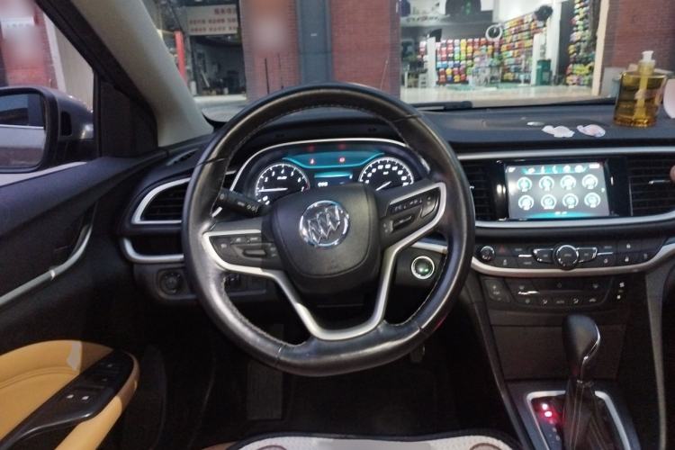 Used Buick GT 2018 18T Automatic Flagship Model Steering Wheel