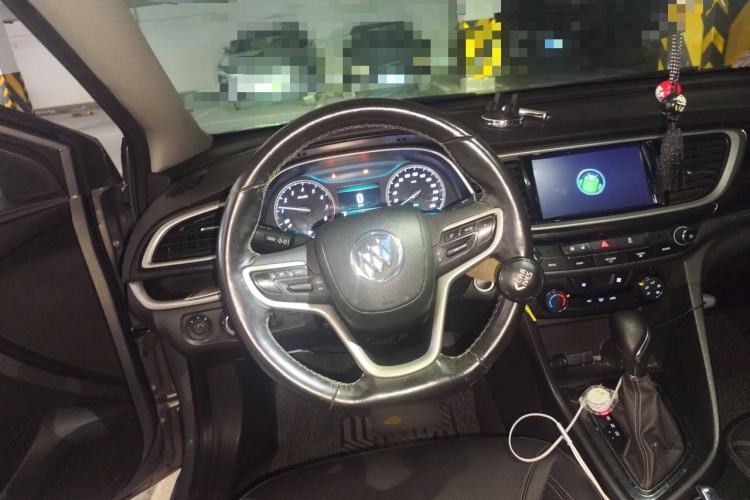 Used Buick GT 2018 18T Automatic Elite Model Steering Wheel