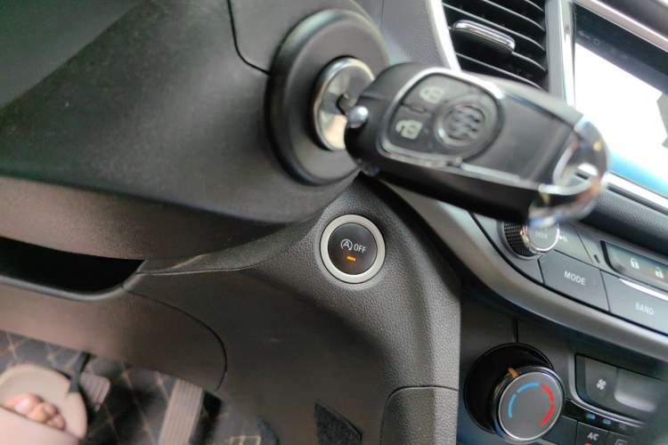 Used Buick GT 2018 18T Automatic Elite Model Vehicle Key