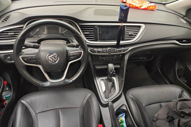 Used Buick GT 2019 18T Automatic Connected Elite Model China VI Standard Center Console
