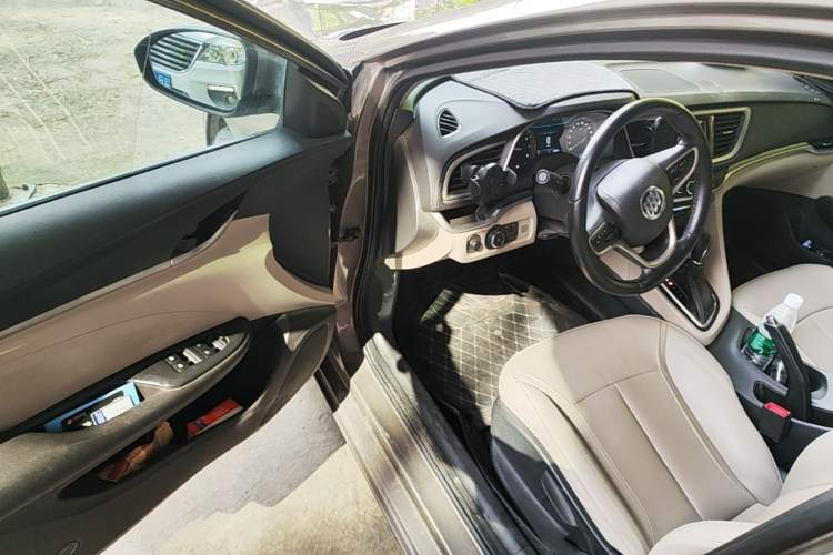 Used Buick GT 2019 15T Dual-Clutch Connected Elite Model China VI Driver Seat