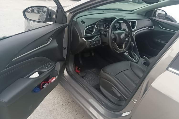 Used Buick GT 2019 18T Automatic Connected Elite Model China V Standard Driver Seat