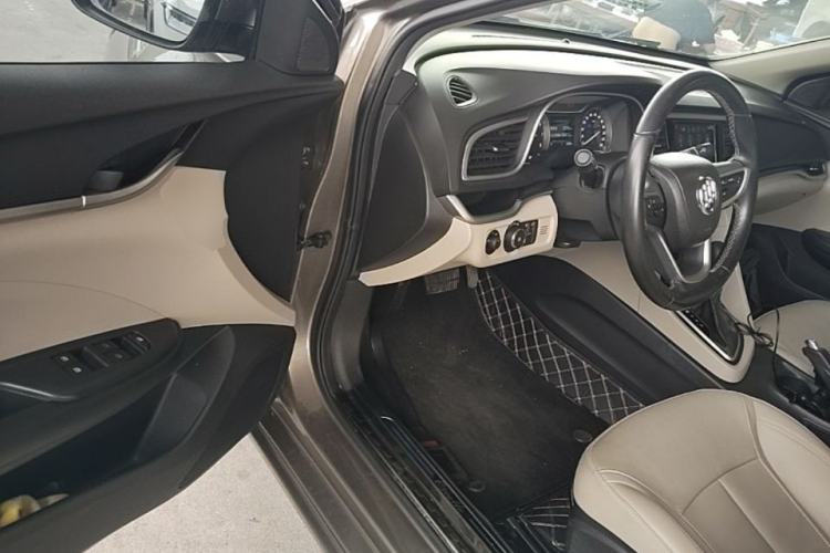 Used Buick GT 2019 15T Dual-Clutch Connected Elite Model China VI Driver Seat