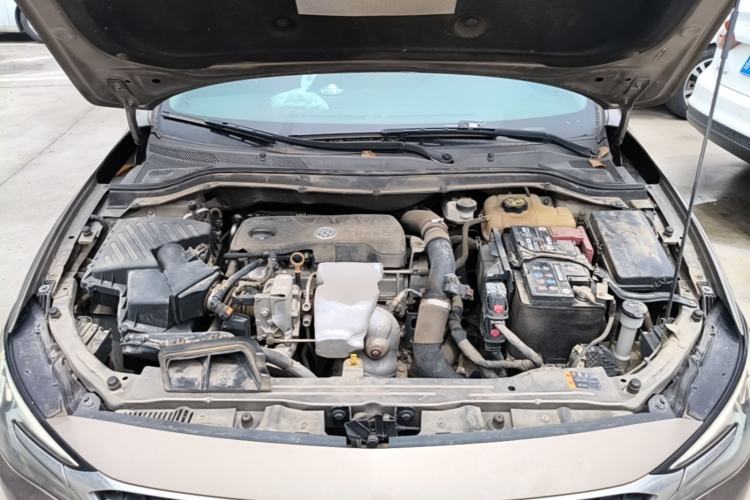 Used Buick GT 2019 18T Automatic Connected Elite Model China VI Standard Engine Bay