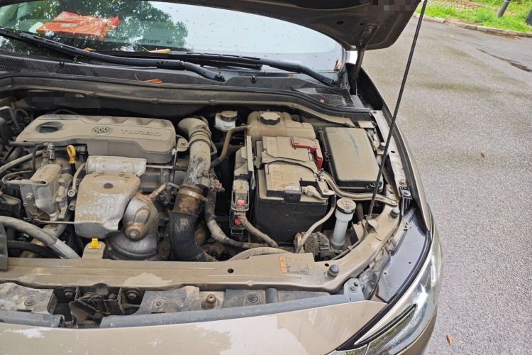 Used Buick GT 2019 18T Automatic Connected Elite Model China VI Standard Engine Bay Left