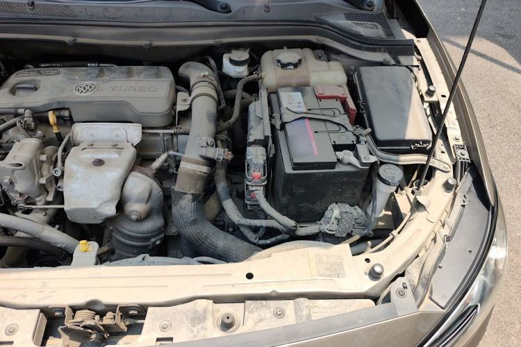 Used Buick GT 2019 18T Automatic Connected Elite Model China VI Standard Engine Bay Left