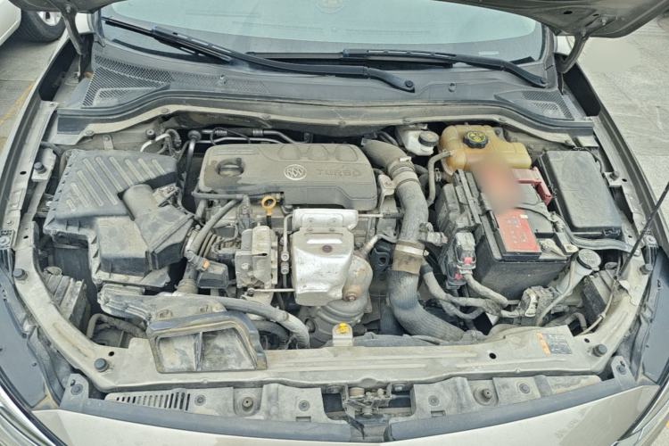 Used Buick GT 2019 18T Automatic Connected Elite Model China VI Standard Engine Bay