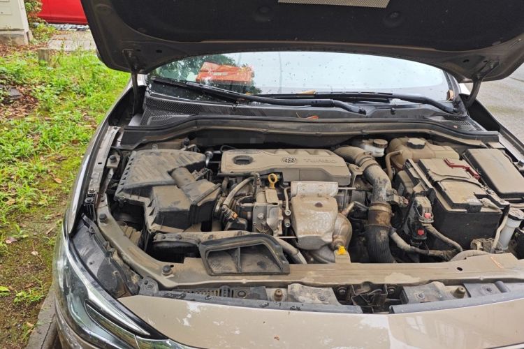 Used Buick GT 2019 18T Automatic Connected Elite Model China VI Standard Engine Bay Right