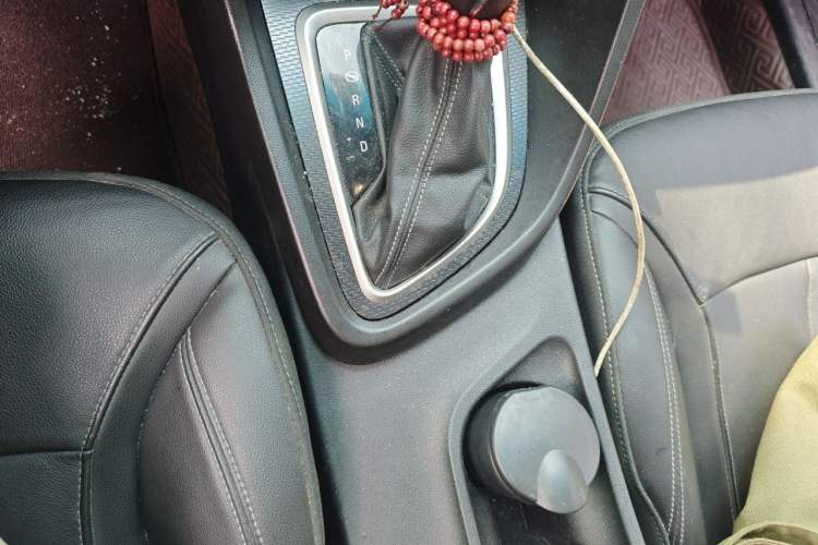 Used Buick GT 2019 18T Automatic Connected Elite Model China VI Standard Gear Lever