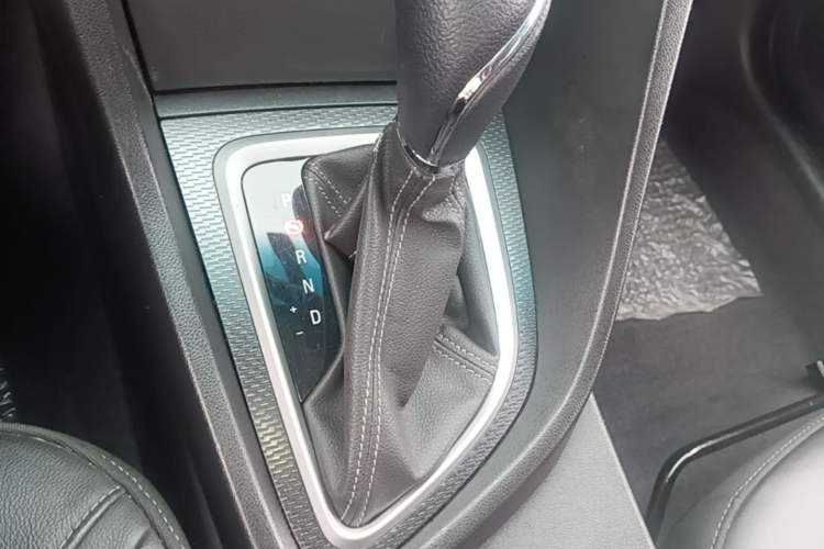 Used Buick GT 2019 18T Automatic Connected Elite Model China V Standard Gear Lever