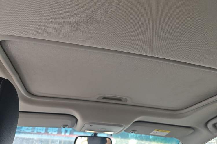 Used Buick GT 2019 18T Automatic Connected Elite Model China VI Standard Headliner