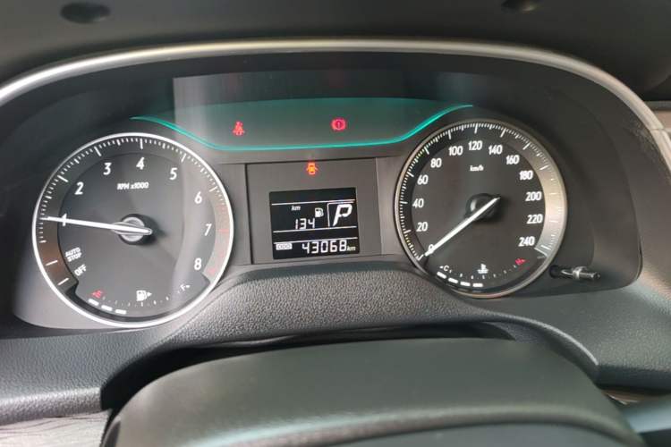 Used Buick GT 2019 15T Dual-Clutch Advanced Version China VI Standard Instrument Cluster
