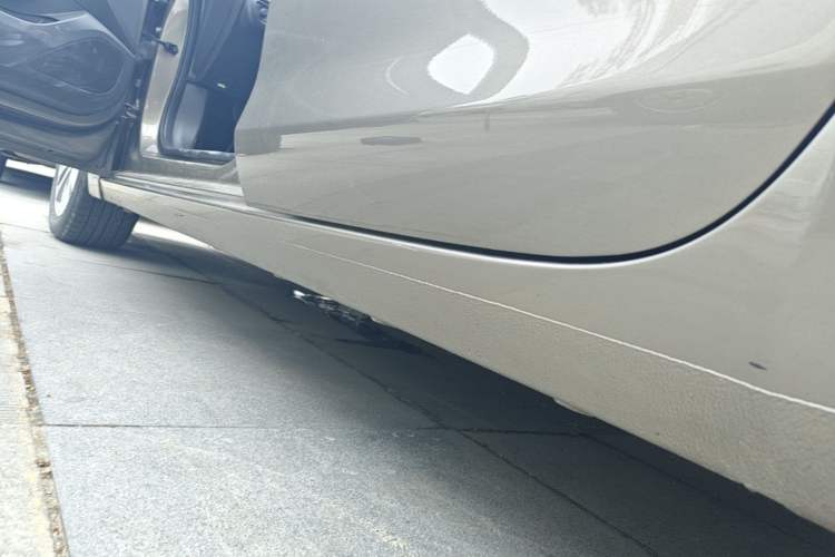 Used Buick GT 2019 18T Automatic Connected Elite Model China VI Standard Left Side Sill