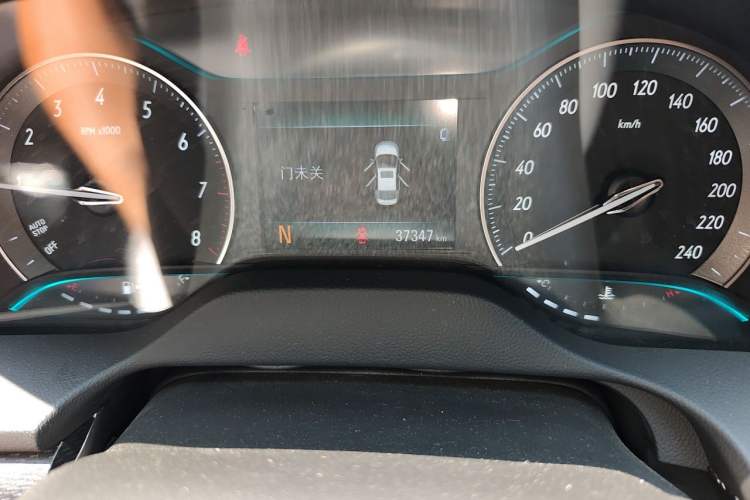 Used Buick GT 2019 18T Automatic Connected Elite Model China VI Standard Odometer Close Up