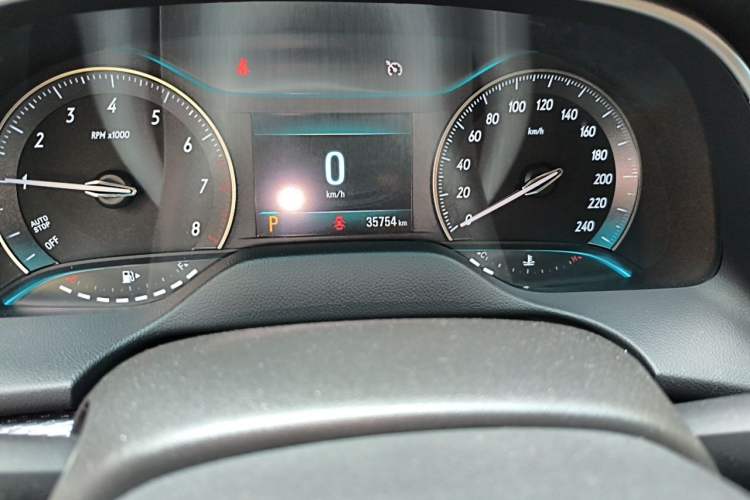 Used Buick GT 2019 18T Automatic Connected Elite Model China VI Standard Odometer Close Up