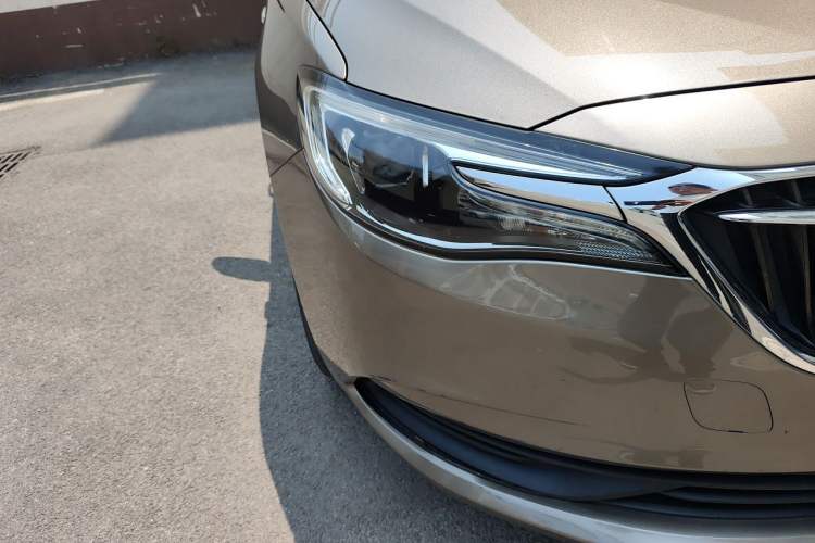 Used Buick GT 2019 18T Automatic Connected Elite Model China VI Standard Right Front Headlight