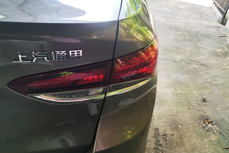 Used Buick GT 2019 15T Dual-Clutch Connected Elite Model China VI Right Rear Taillight
